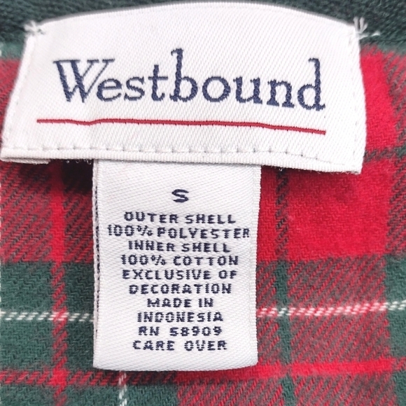 West bound set of 2. Vest and skirt green and red.  Size (S) - Picture 16 of 16